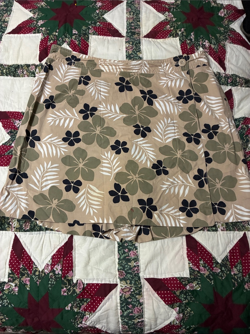White Stag Beige Floral A-Line Skort with Black and Green Accents